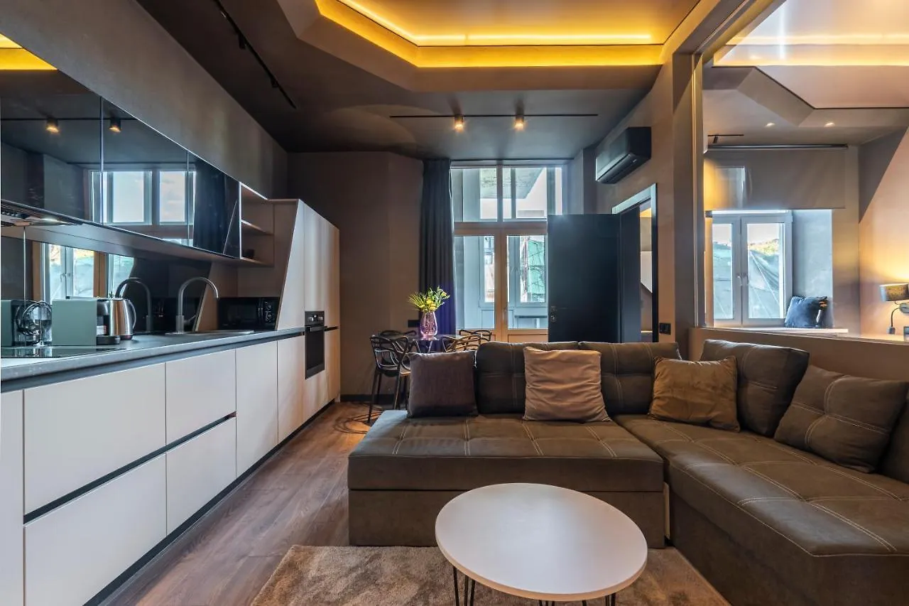 Luxury Apartments Across Arena Complex Kyjev